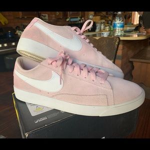 Nike’s Ladies “Blazer” low top shoe